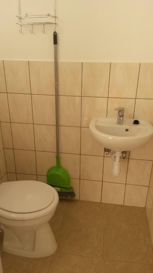 Appartement Szatmarhaz à Szombathely Extérieur photo